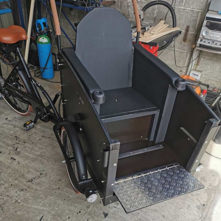 Vélo Triporteur électrique PMR pour personne à mobilité réduite